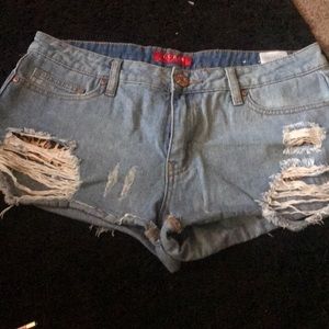 Guess cutoff jean shorts